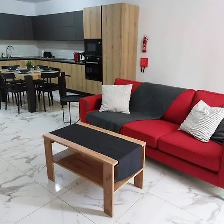 아파트 2 Bedroom In San Ġwann